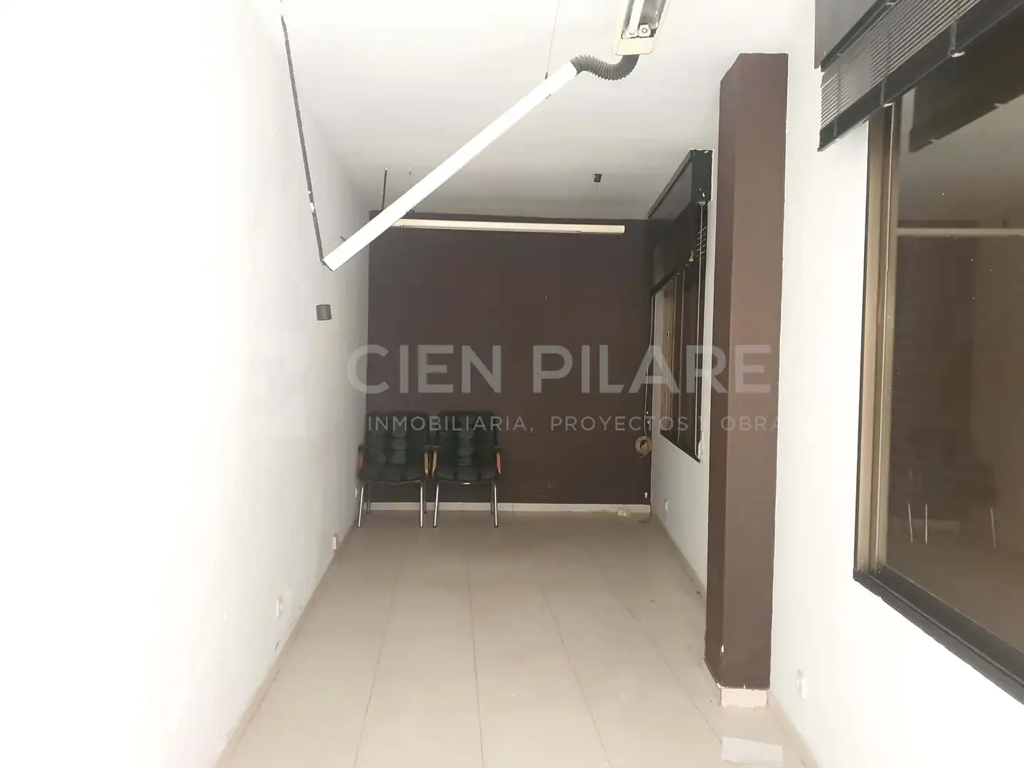 Business premises for sale in CALLE MIGUEL DE CERVANTES