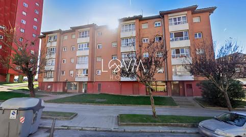 Foto 3 de Pis en venda a Cardenal Herrera Oria, Alisal - San Román, Santander