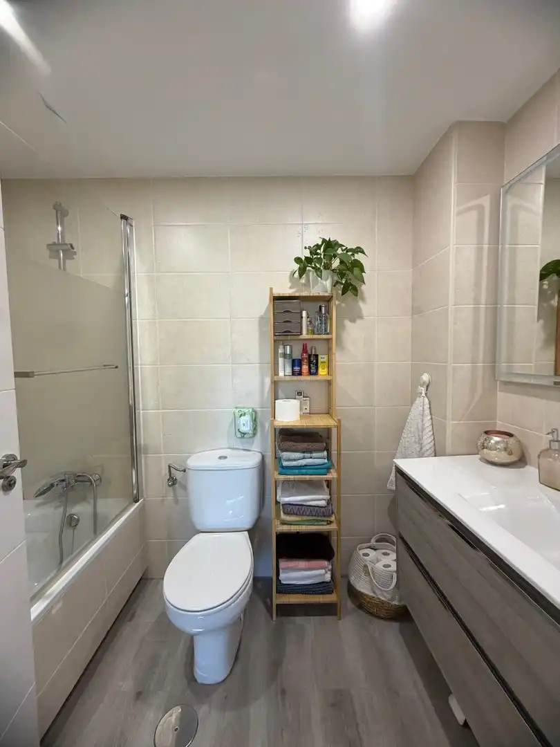 Baño de Piso en venta en Madrid con Aire acondicionado, Calefacción y Trastero