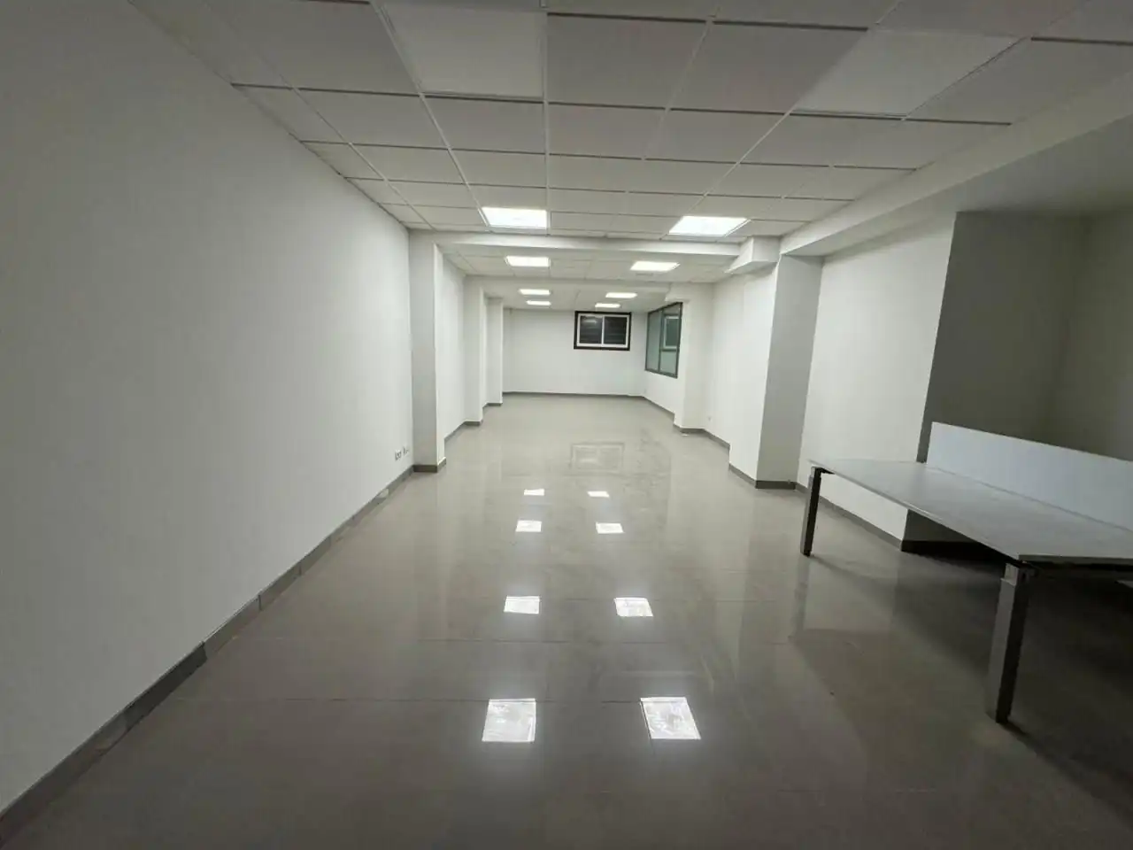 Oficina de lloguer a Avenida Camelias 80, imagen 2