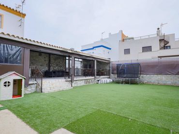 Villa con balcone in vendita a El Pino - Bajo de Guía