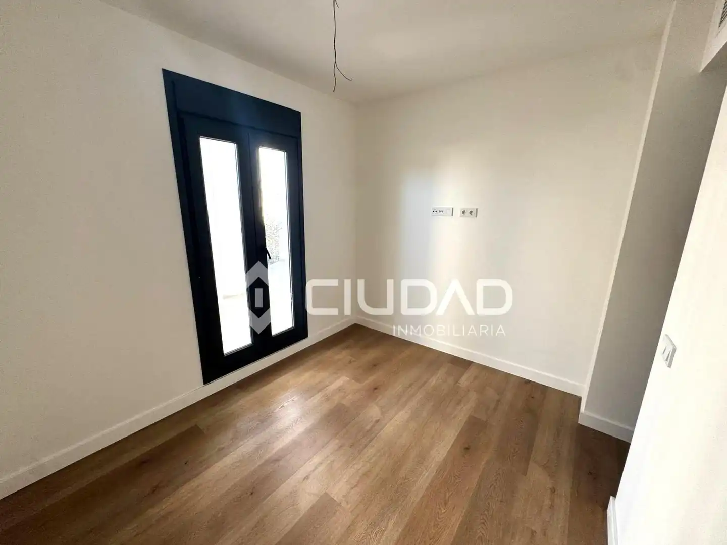 Habitación de Piso en venta en Sanlúcar de Barrameda con Jardín privado, Terraza y Trastero