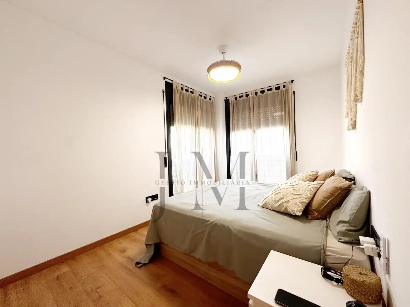 Schlafzimmer von Wohnung zum Verkauf in Terrassa mit Heizung