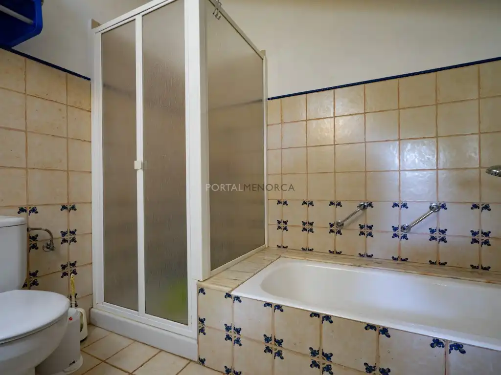 Baño de Finca rústica en venta en Es Castell