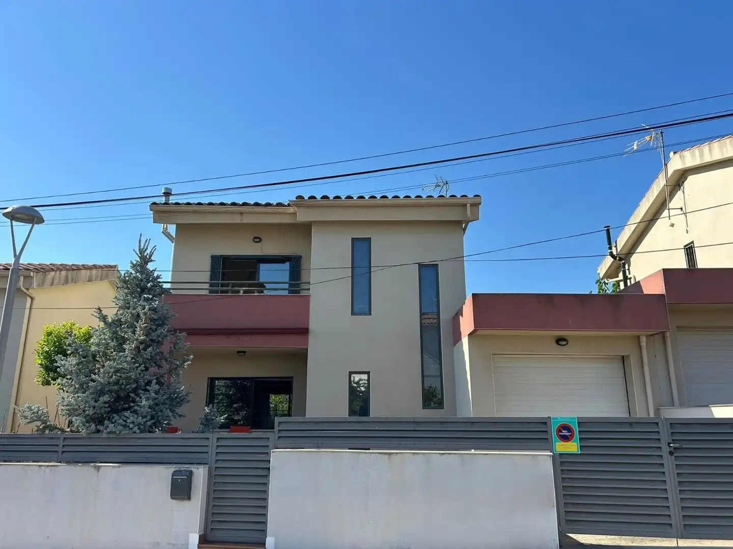 Terraced house with garden for sale in Bruc