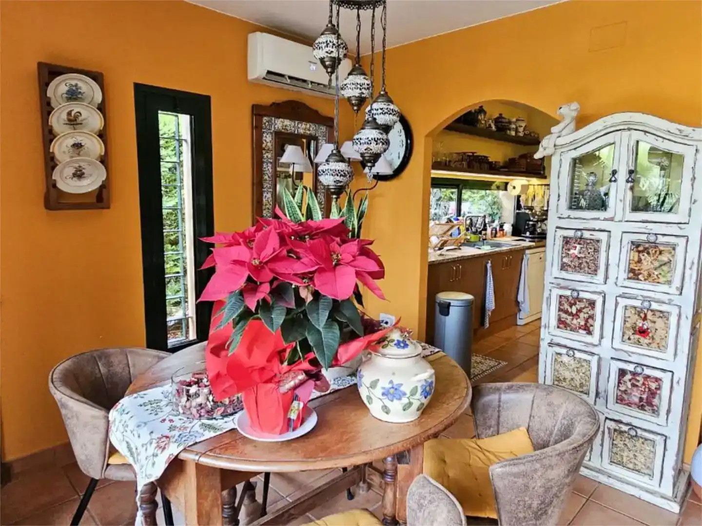 Comedor de Piso en venta en Navata con Aire acondicionado, Jardín privado y Trastero