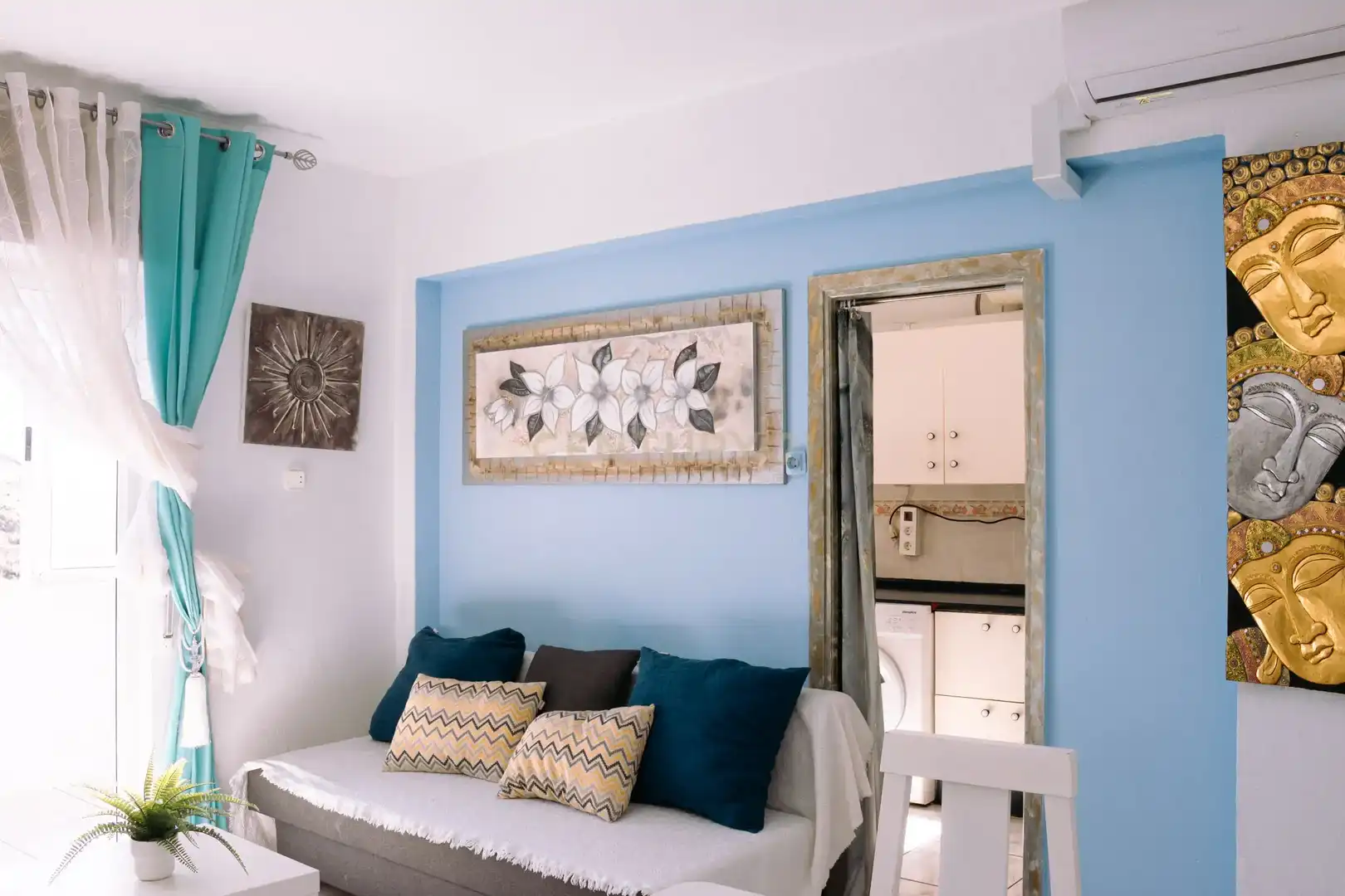 Sala de estar de Estudio en venta en El Ejido con Piscina comunitaria