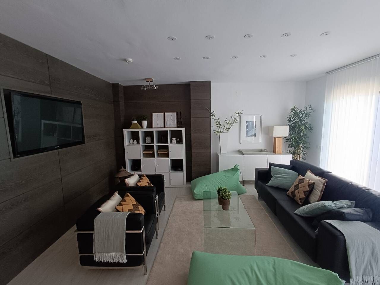 Sala d'estar de Àtic en venda en El Ejido amb Aire condicionat, Terrassa i Moblat