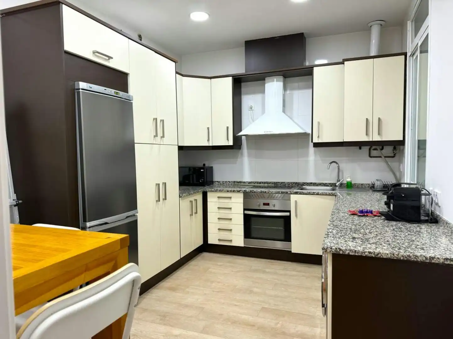 Küche von Wohnung zur Miete in Madrid mit Klimaanlage, Heizung und Möbliert