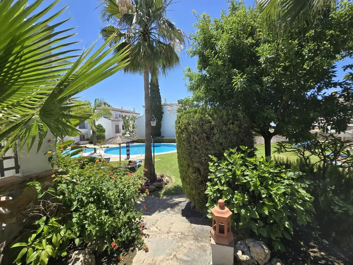 Jardín de Piso en venta en Marbella con Terraza y Trastero