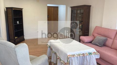Foto 5 de Piso de alquiler en Cruz Roja, Sevilla Capital