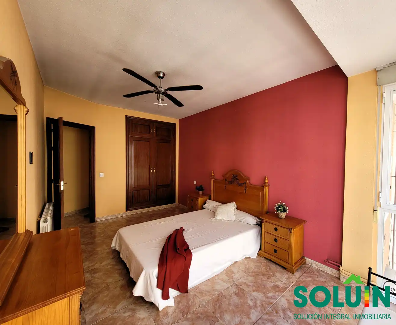 Habitación de Piso en venta en Fuenlabrada con Calefacción, Trastero y Horno