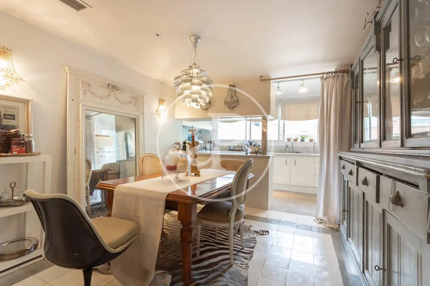 Comedor de Piso de alquiler en Barcelona con Aire acondicionado, Calefacción y Jardín privado