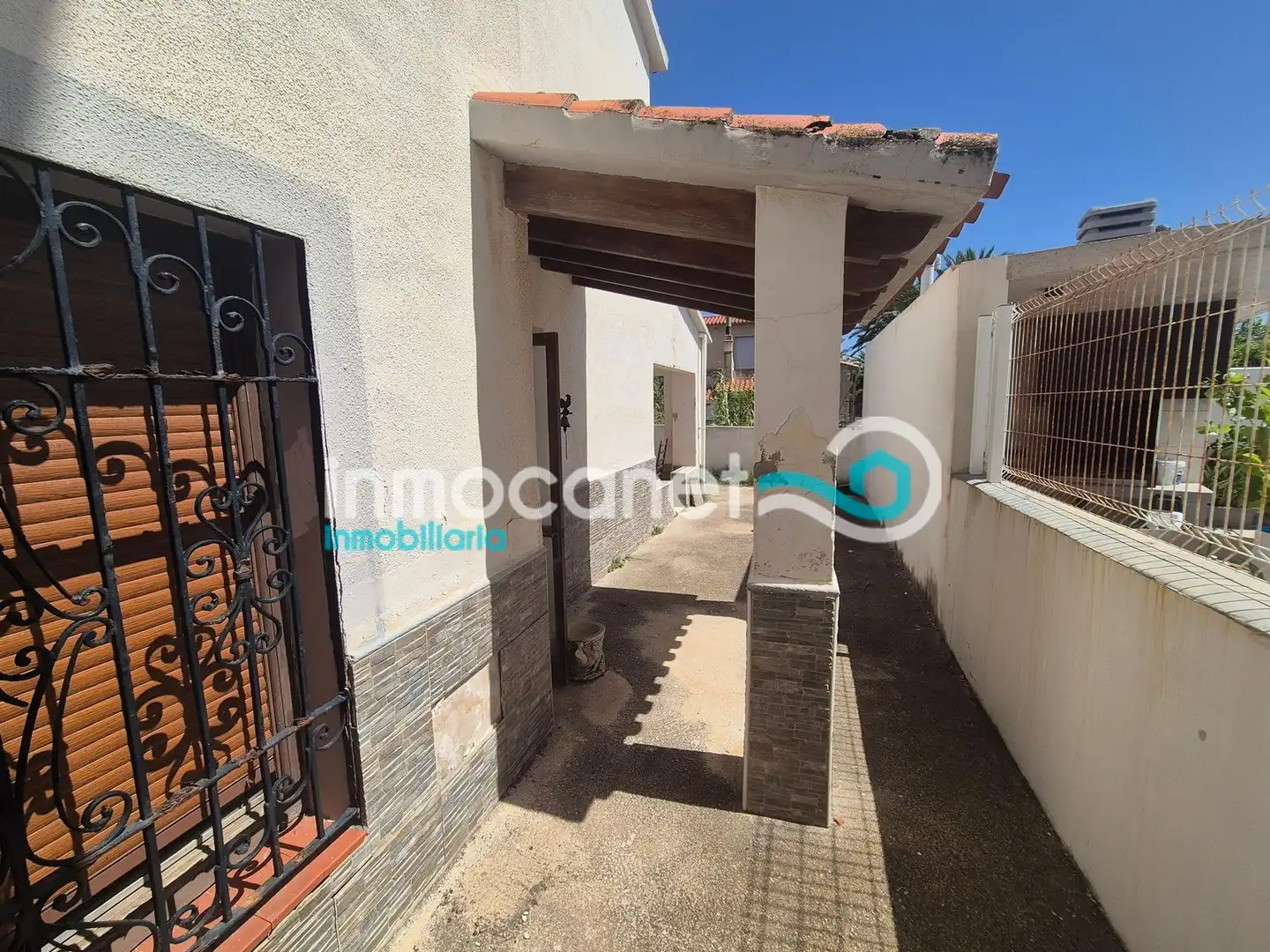 Vista exterior de Casa o xalet en venda en Oliva