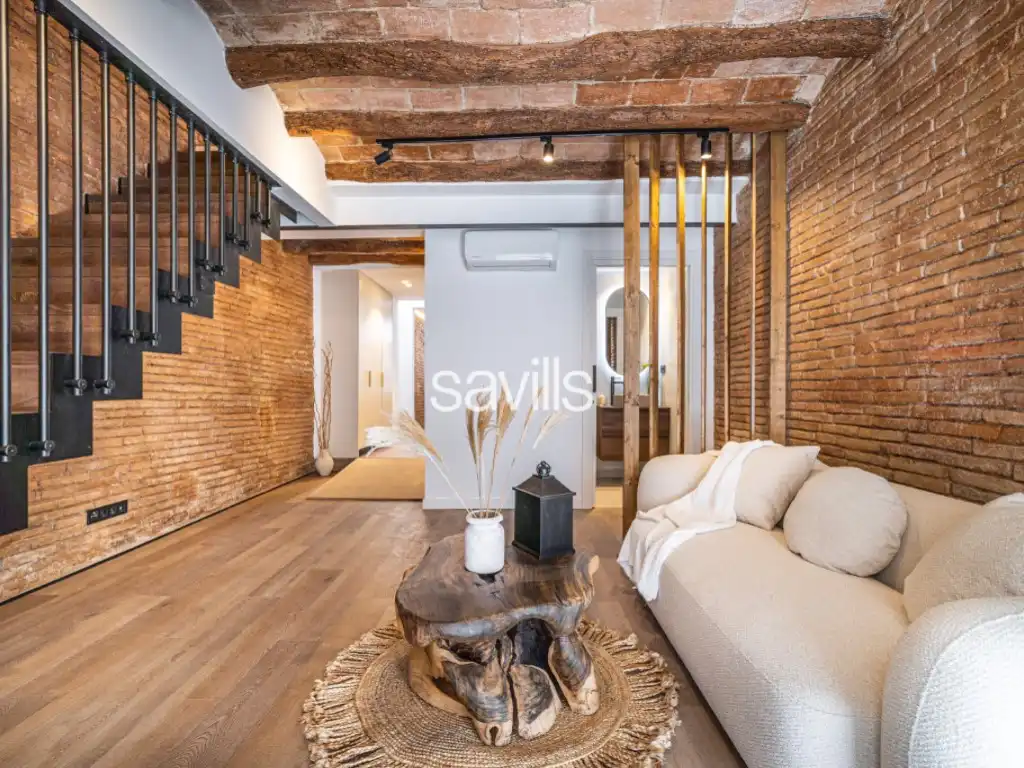 Apartament amb piscina en venda a Sants - Montjuïc