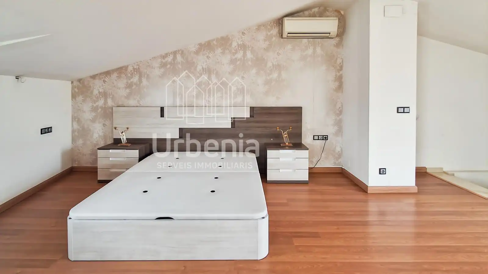 Habitación de Dúplex en venta en Tordera con Aire acondicionado, Calefacción y Terraza