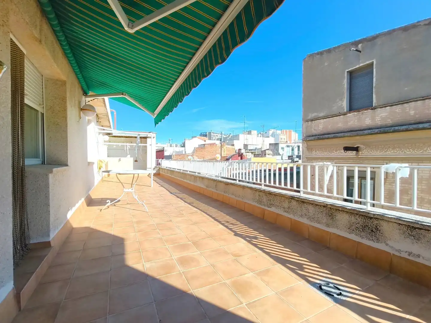 Terraza de Piso en venta en Reus con Calefacción, Terraza y Trastero