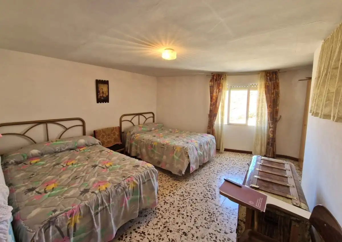 Bedroom of Houses for sale in Oliva de Plasencia  with Heating and Terrace