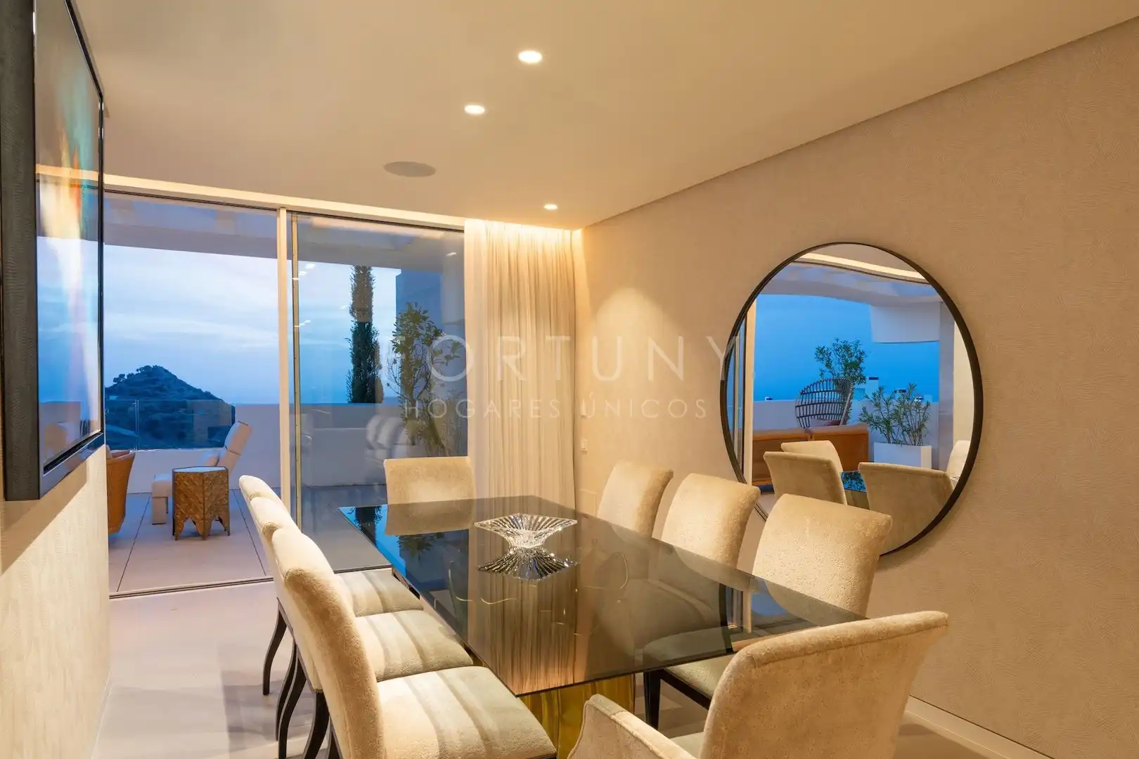 Esszimmer von Maisonette zum Verkauf in Ojén mit Klimaanlage, Heizung und Terrasse