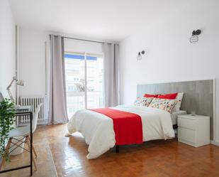 Bedroom of Apartment to share in  Barcelona Capital  with Balcony