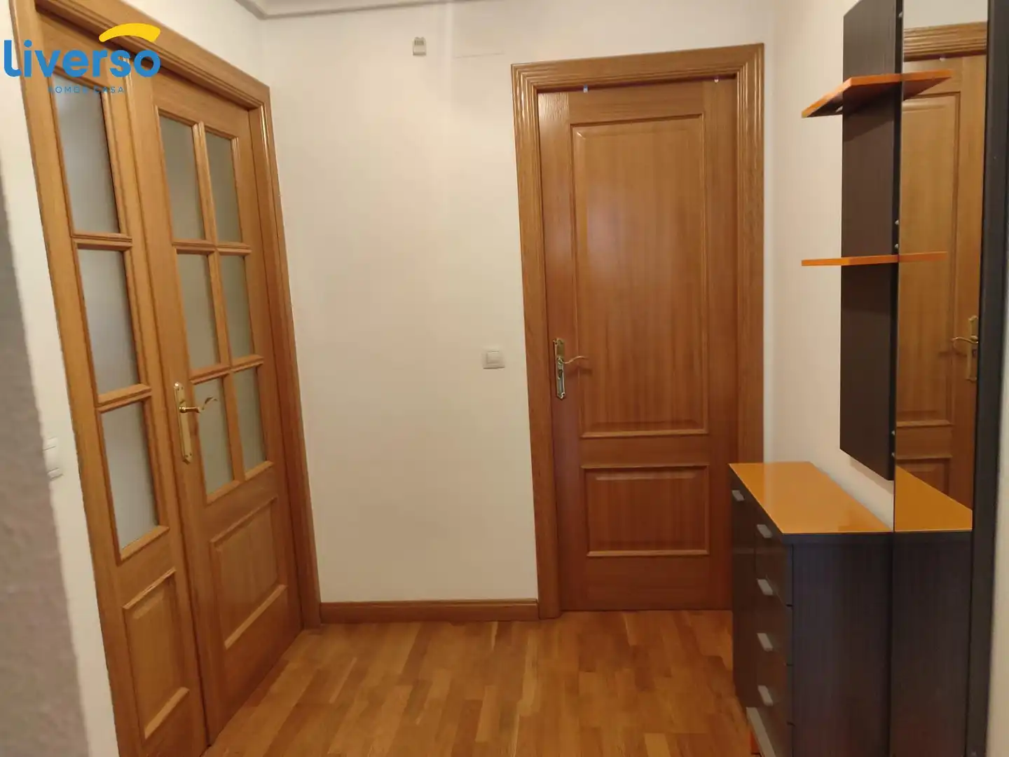 Piso de alquiler en Burgos con Calefacción, Trastero y Amueblado
