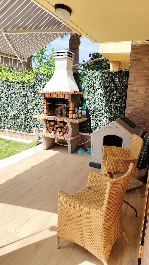 Terrasse von Einfamilien-Reihenhaus zum Verkauf in Alcúdia mit Klimaanlage, Heizung und Privatgarten