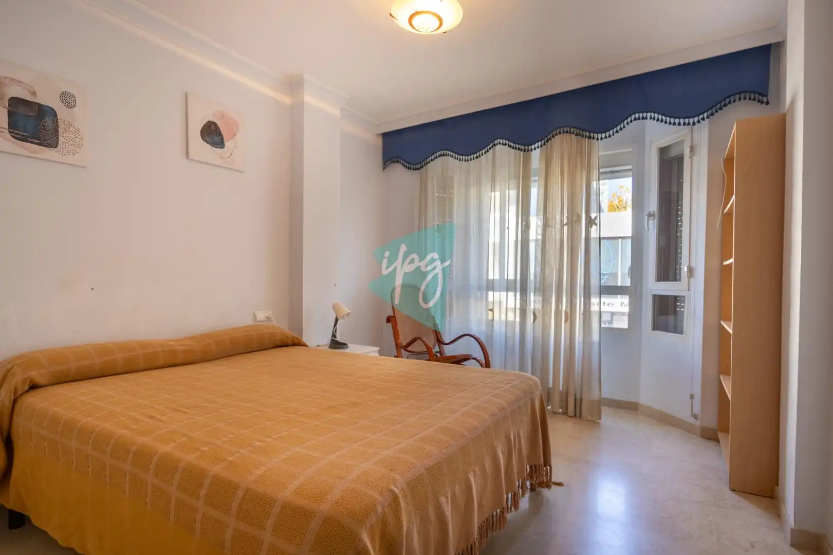 Habitación de Piso en venta en Estepona con Aire acondicionado, Terraza y Amueblado