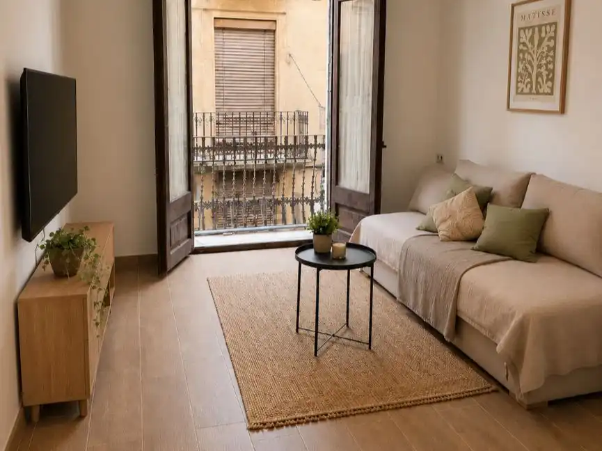 Estudi de lloguer a Carrer de la Cort 68