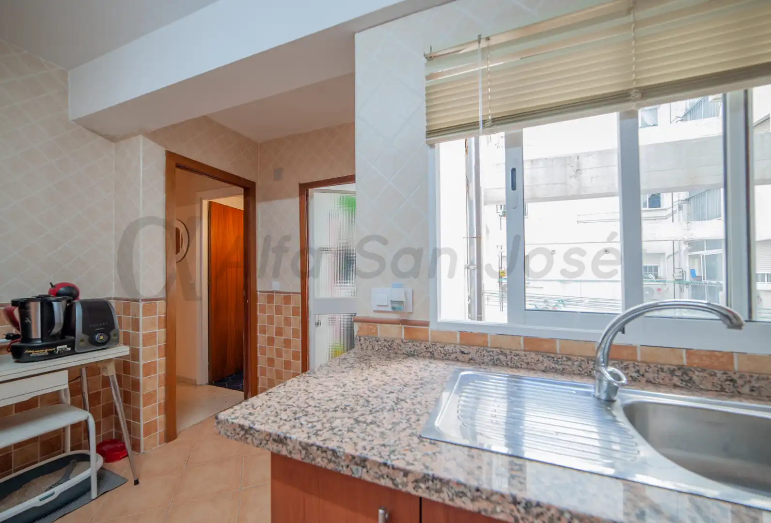 Kitchen of Flat for sale in Sevilla  with Furnished and Balcony