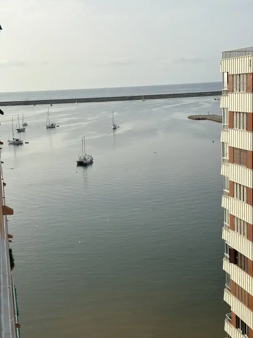 Außenansicht von Dachboden zum Verkauf in Torrevieja mit Klimaanlage und Schwimmbad