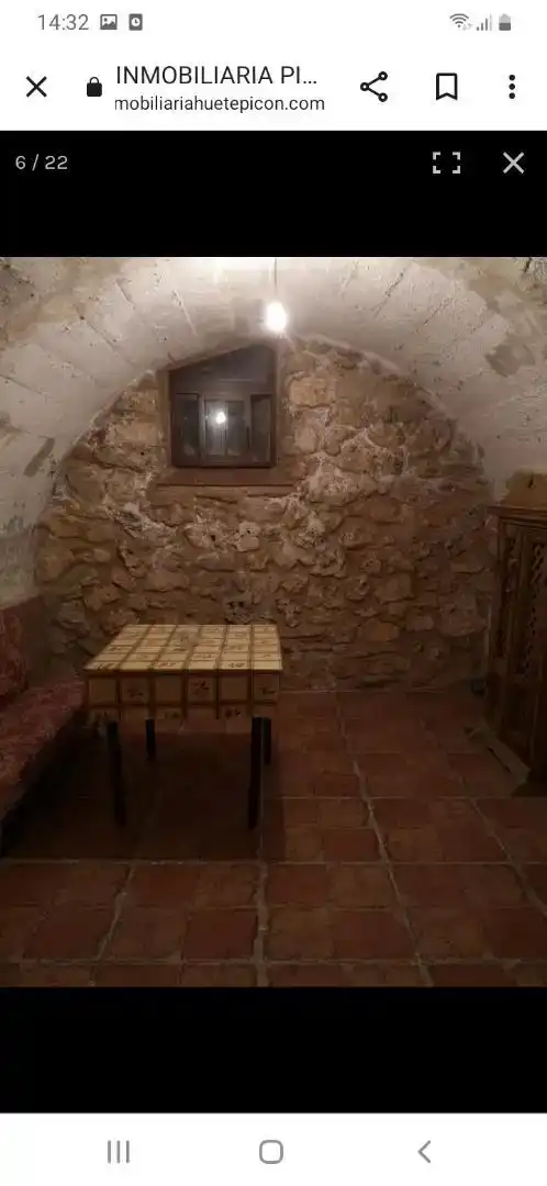 Casa adosada en venda en Huete