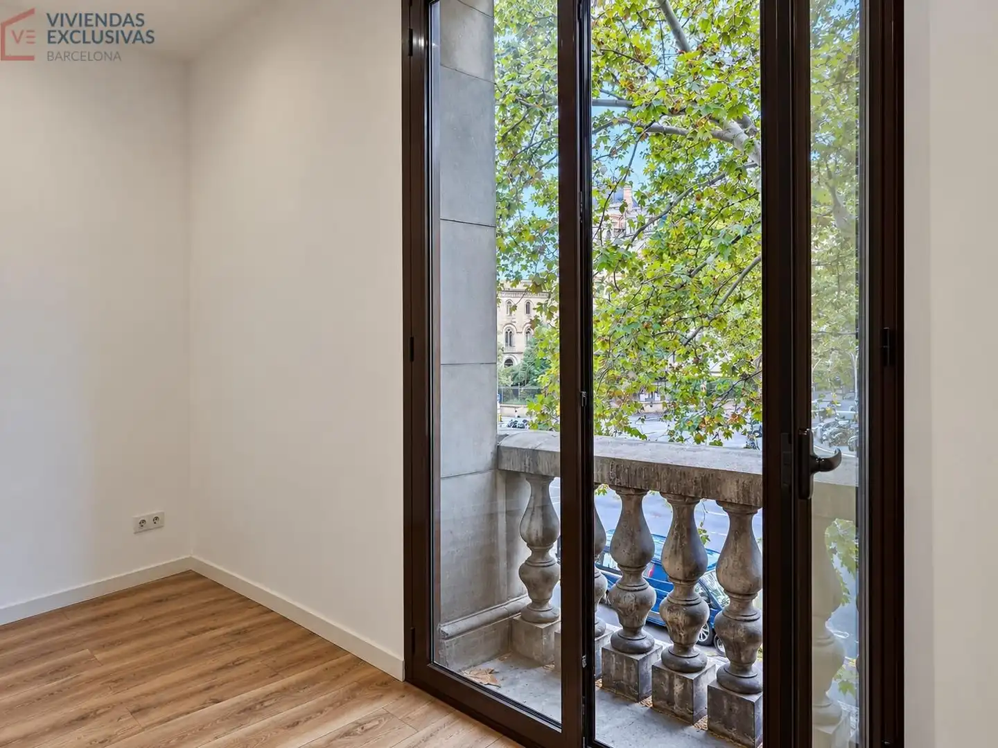 Terrassa de Oficina de lloguer en Eixample