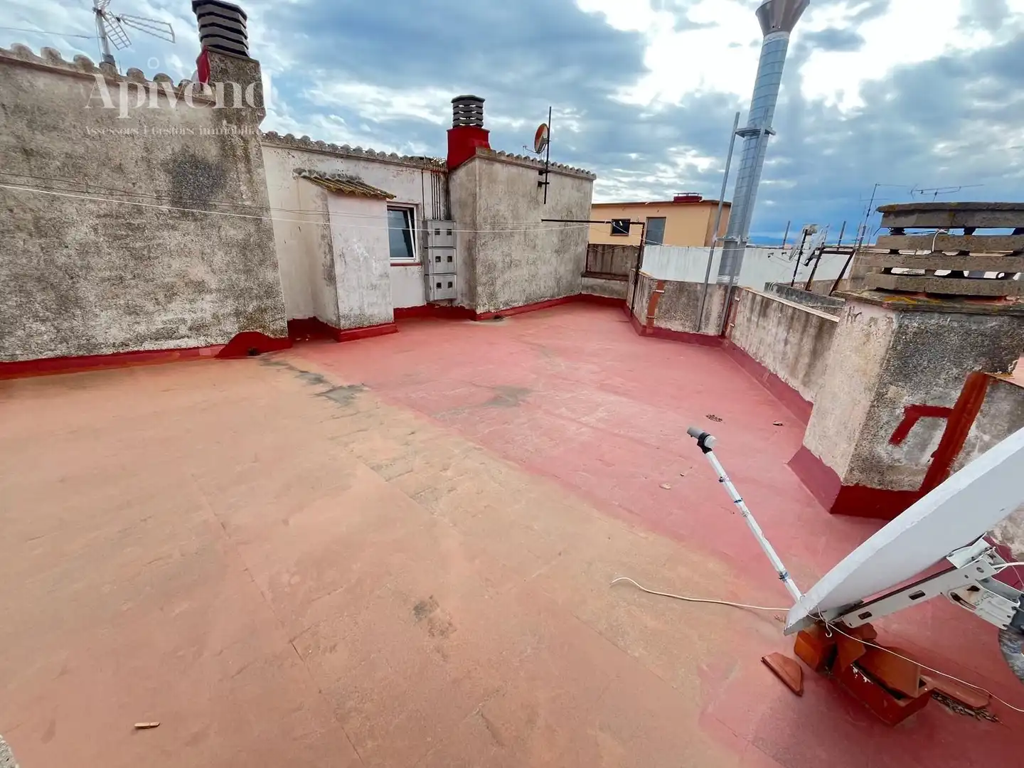 Vista exterior de Pis en venda en Roses amb Aire condicionat, Terrassa i Moblat