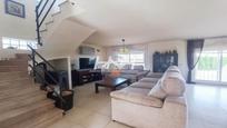 Living room of House or chalet for sale in Riba-roja de Túria  with Air Conditioner, Heating and Private garden