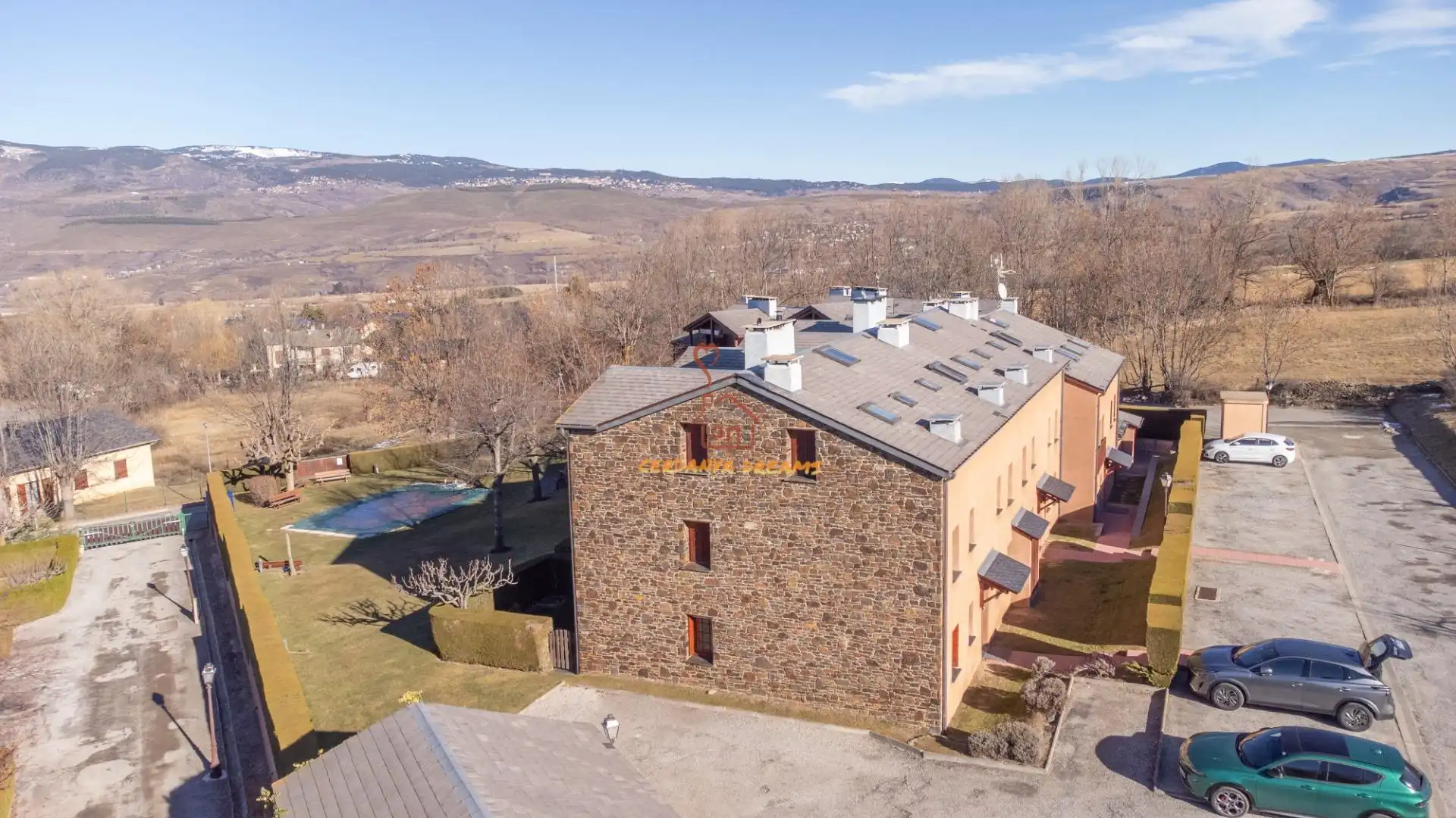 Vista exterior de Apartamento de alquiler en Sainte - Léocadie con Calefacción, Jardín privado y Parquet