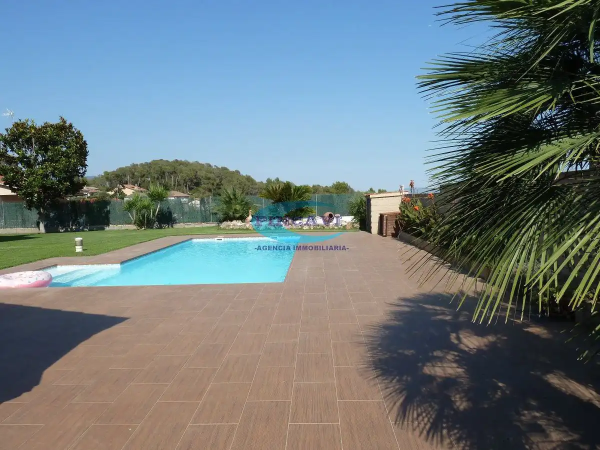 House with pool for sale in Bigues i Riells del Fai, imagen 3