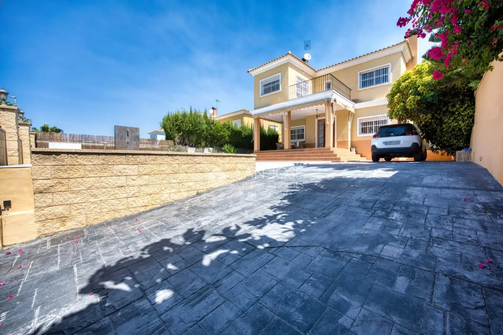 Exterior view of Houses for sale in Aspe  with Air Conditioner, Heating and Private garden