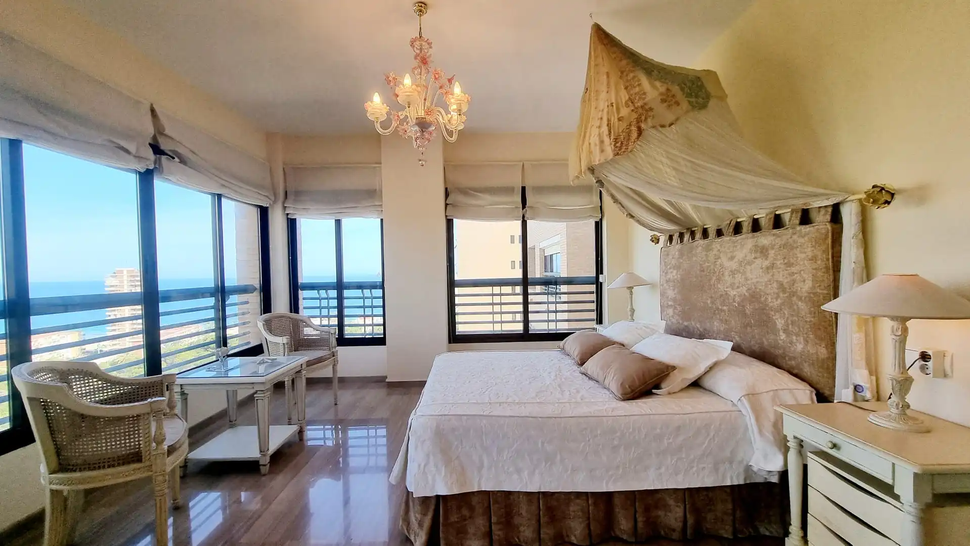 Habitación de Ático en venta en Benidorm con Aire acondicionado, Jardín privado y Terraza