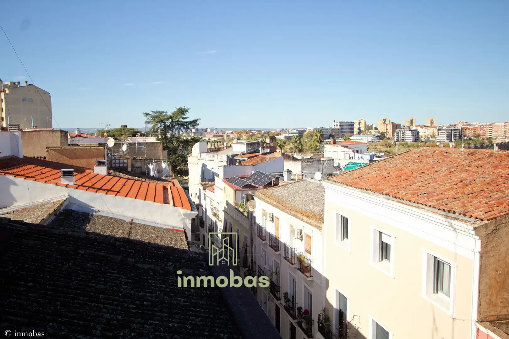 Vista exterior de Casa o xalet en venda en Badajoz amb Calefacció i Terrassa