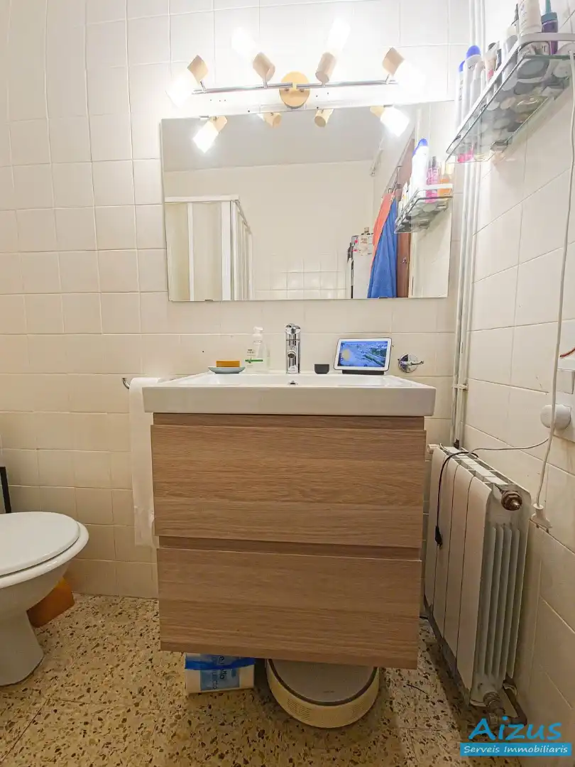 Baño de Piso en venta en Sentmenat con Aire acondicionado, Calefacción y Terraza