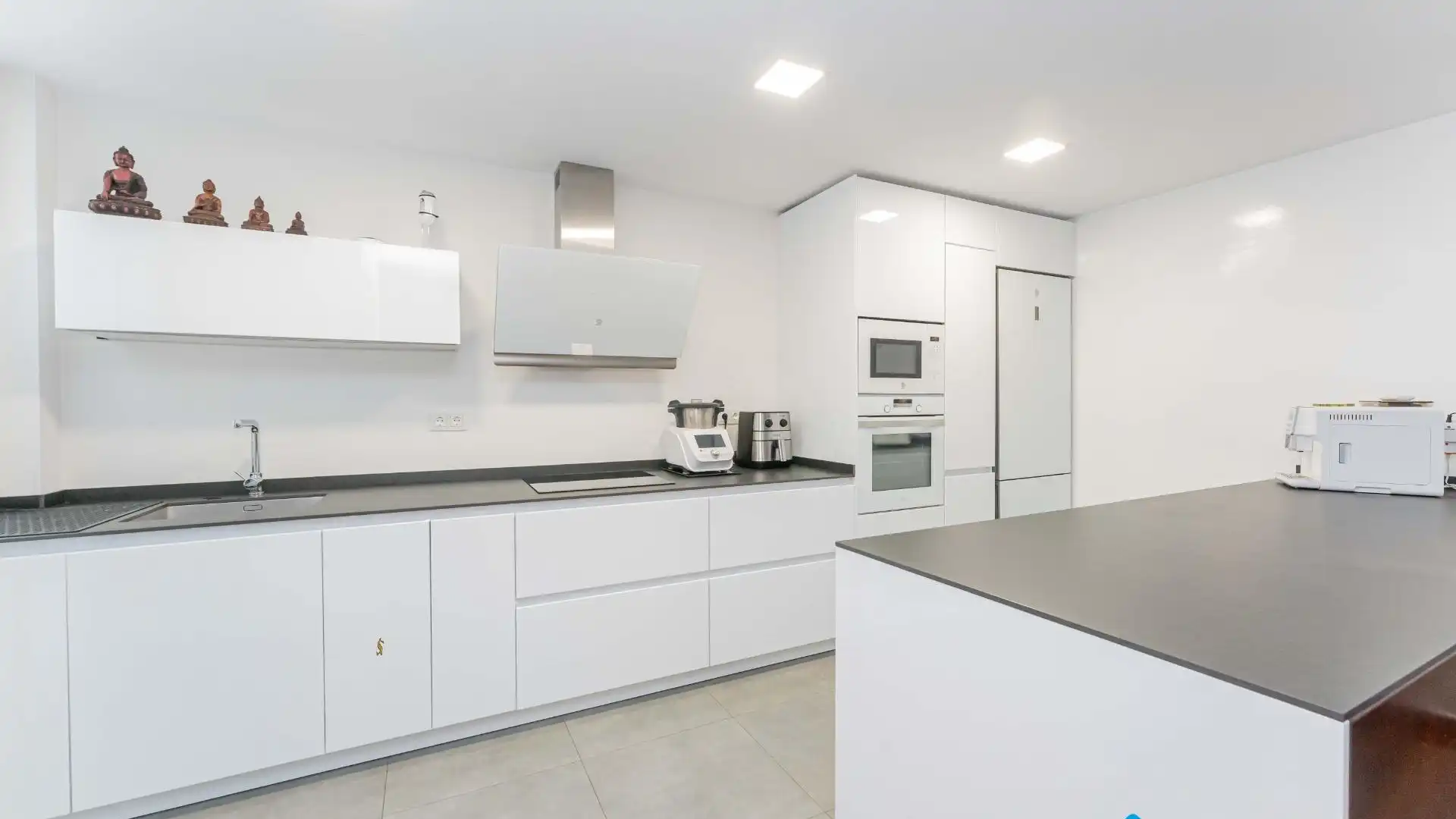 Cocina de Casa adosada en venta en Viladecans con Aire acondicionado, Terraza y Balcón