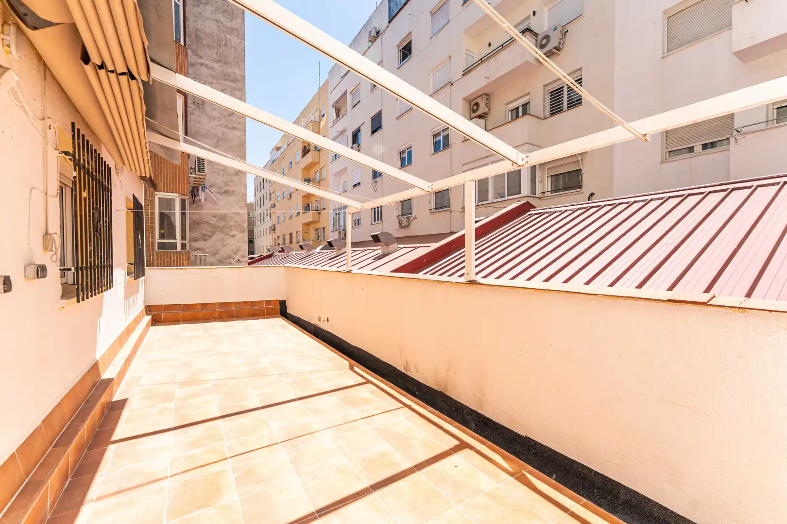 Flat with lift for sale in Calle del Vizconde de Matamala, imagen 2