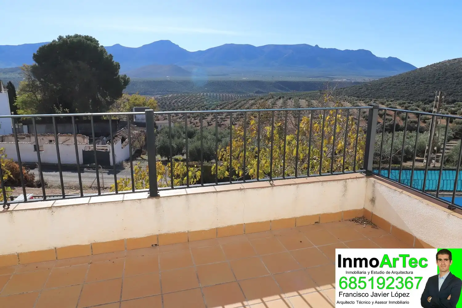 Jardí de Finca rústica en venda en Iznalloz amb Jardí privat, Terrassa i Piscina