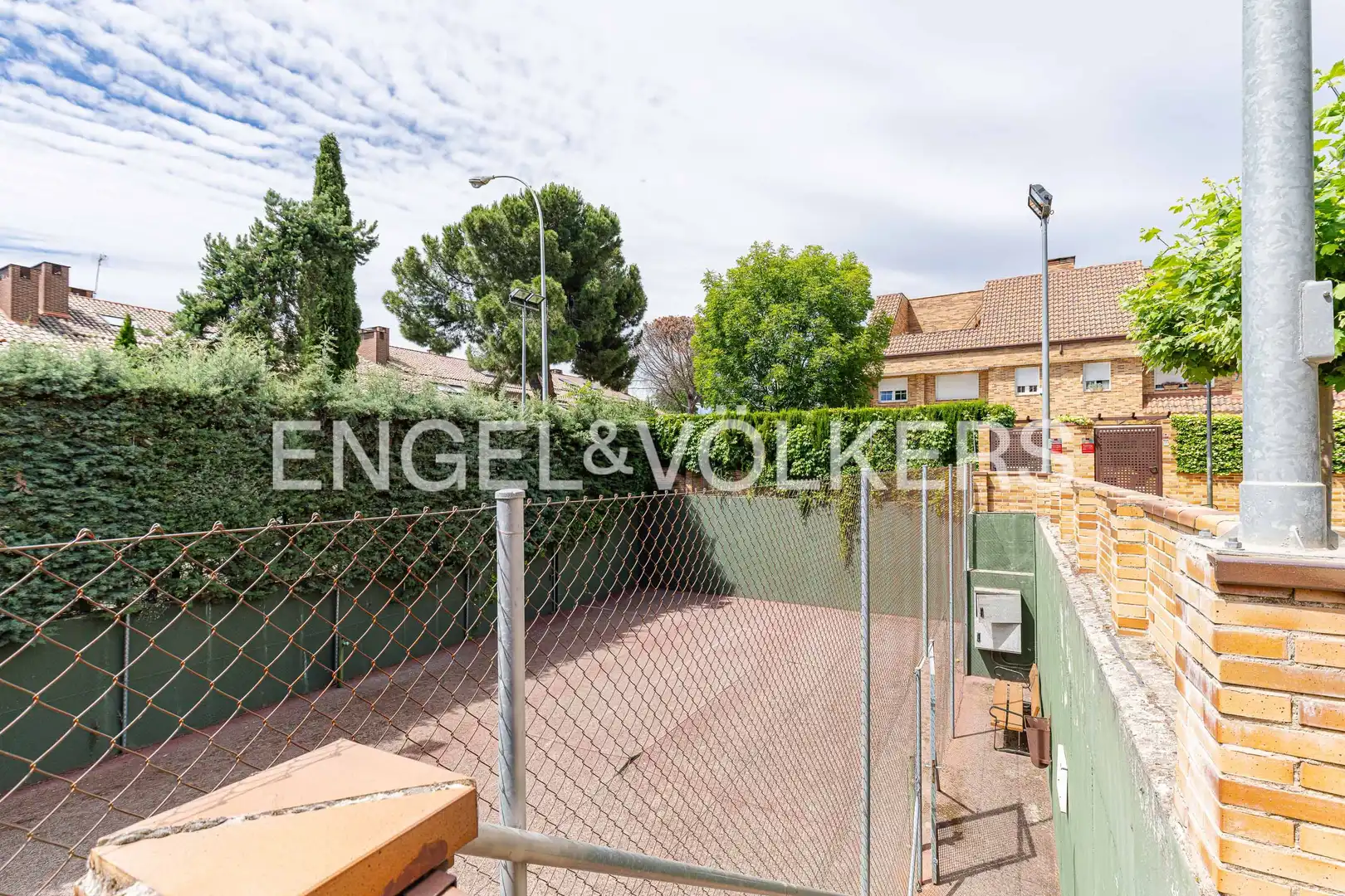Terrace of Houses for sale in Las Rozas de Madrid  with Heating, Private garden and Parquet flooring