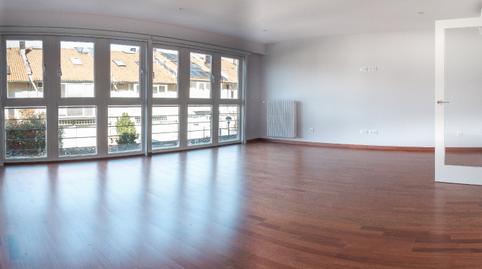 Foto 2 de Casa adosada en venda a Rúa Rampa de Sas, Couto, Ourense