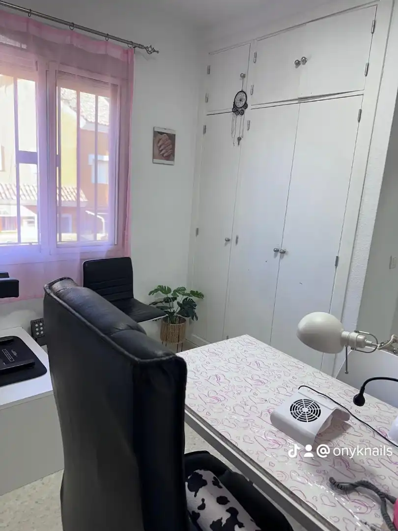 Habitación de Casa o chalet en venta en Alhaurín de la Torre con Aire acondicionado, Calefacción y Terraza