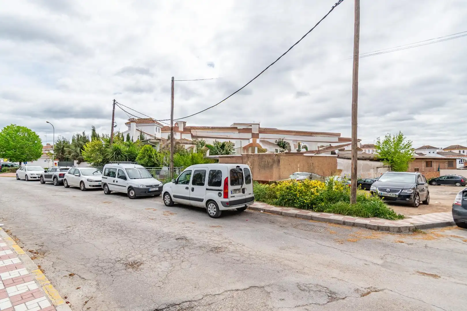 Aparcament de Terreny industrial en venda en Albolote