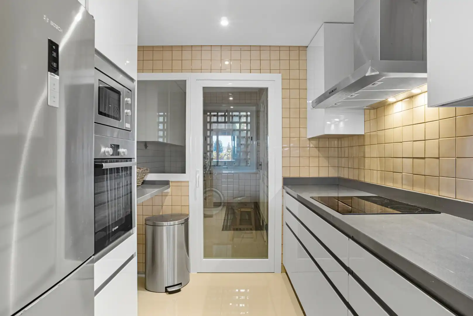 Wohnung mit Pool zum Verkauf in Nueva Andalucía, imagen 4