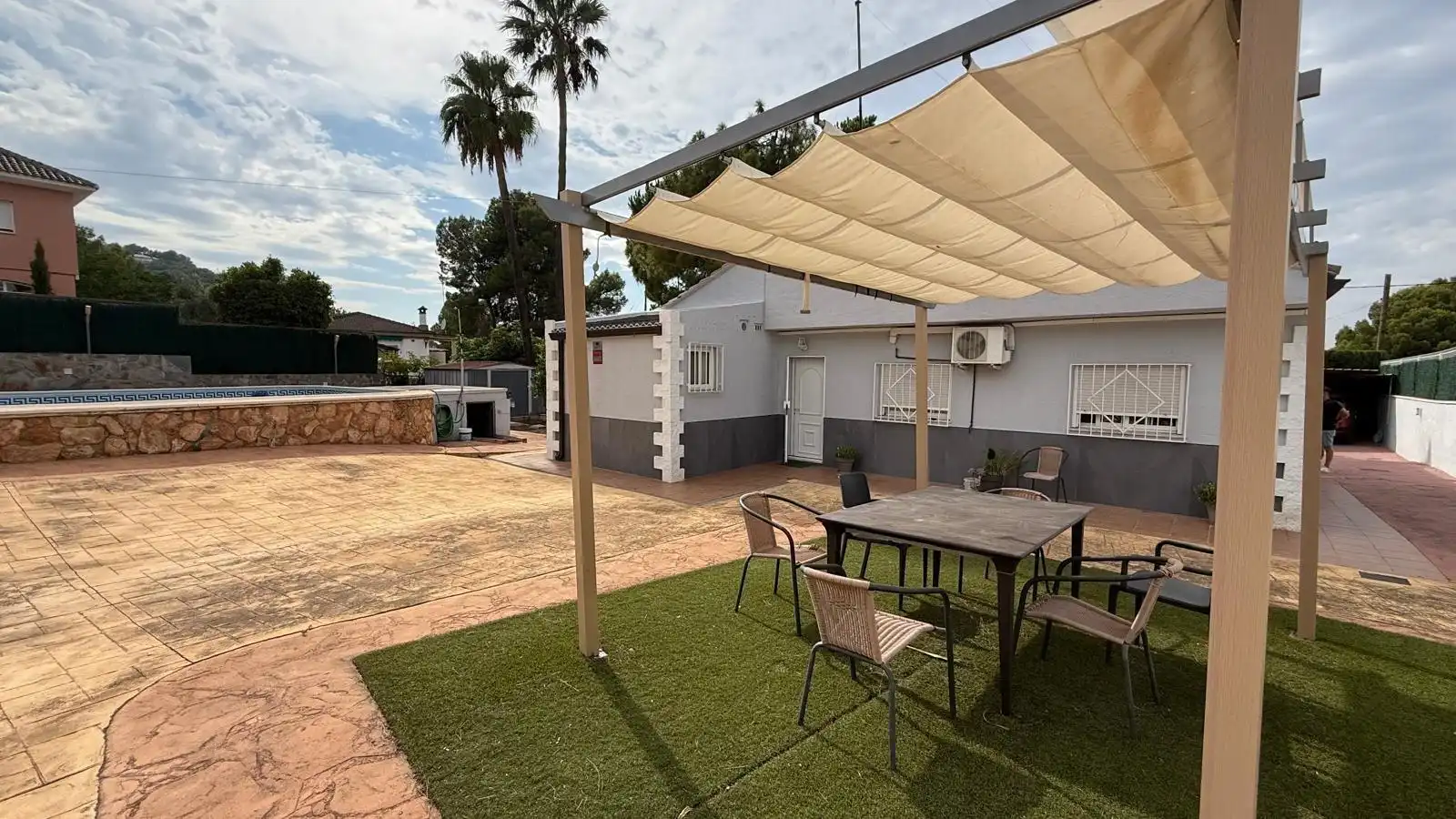 Terrassa de Casa o xalet en venda en Chiva amb Aire condicionat, Calefacció i Jardí privat