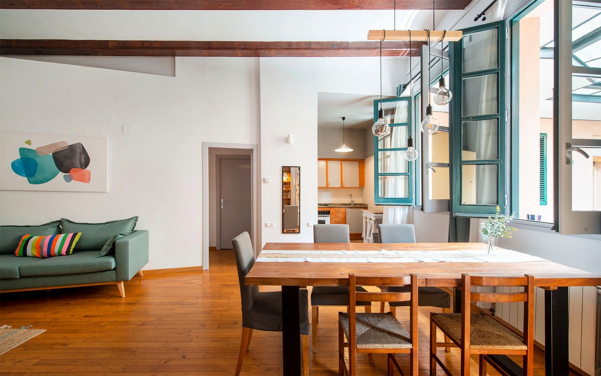 Dining room of Flat to rent in  Barcelona Capital  with Air Conditioner, Heating and Private garden